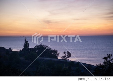 beautiful seascape with bright horizon 131152172