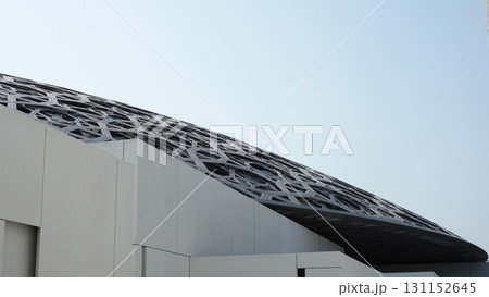 ルーブル アブダビ 131152645