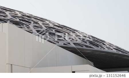 ルーブル アブダビ 131152646