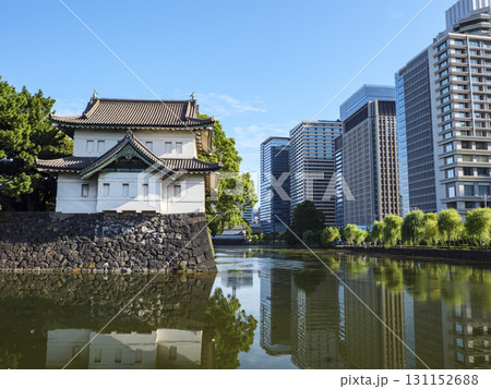 皇居のお堀 131152688