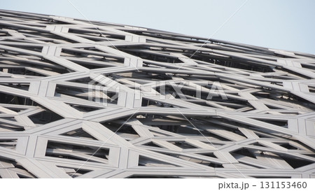 ルーブル アブダビ 131153460