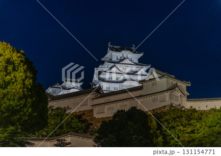 夜の姫路城-世界遺産の幻想的な風景 夜の姫路城-世界遺産の幻想的な風景 131154771