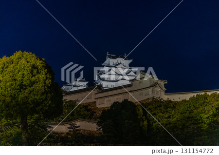夜の姫路城－世界遺産の幻想的な風景 131154772