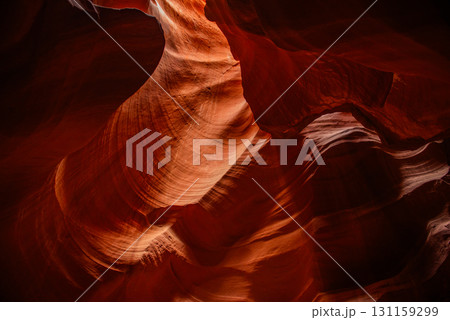 アンテロープキャニオン－大地が刻んだ芸術 131159299