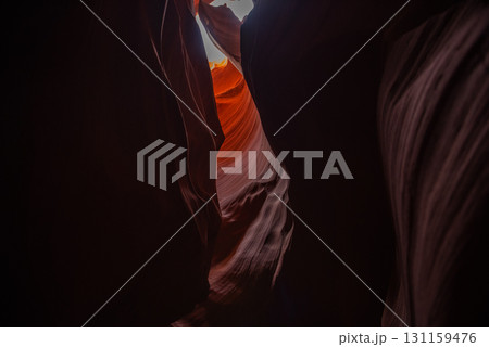 アンテロープキャニオン－大地が刻んだ芸術 131159476