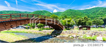 奈良井宿 木曽の大橋 は 奈良井川 にかかる 総檜作り の 太鼓橋 【 長野県 塩尻市 の 観光 】 131160173