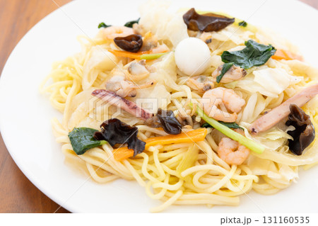 おいしいあんかけ海鮮塩焼きそば 131160535