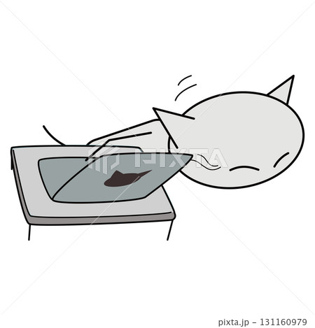 PCに顔をこすりつける猫 131160979