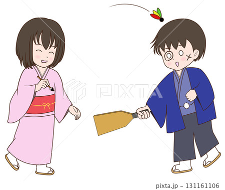 羽根つきをしている子供 131161106
