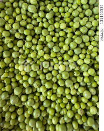Fresh Green Peas: A Versatile Ingredient 131163559