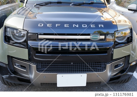 イギリス製のSUV車両 131176981