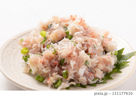 マグロとズワイガニのなめろう マグロとズワイガニのなめろう 131177610