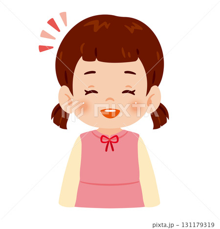 笑顔の女の子の上半身イラスト 131179319