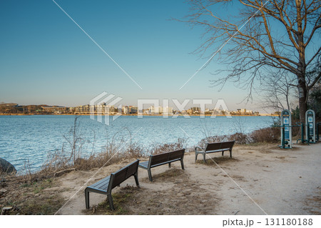Park Benches and Waterfront Skyline at Yeongrang Lake, Sokcho, South Korea 131180188