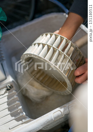 キッチンの換気扇掃除 131180511