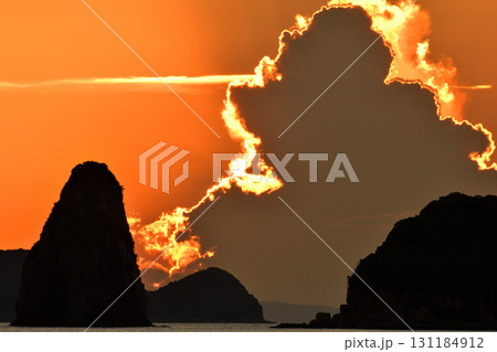 五島灘、角力灘、大角力の夕景 五島灘、角力灘、大角力の夕景 131184912