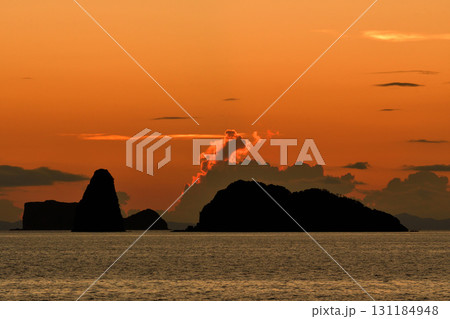 五島灘、角力灘、大角力の夕景 五島灘、角力灘、大角力の夕景 131184948