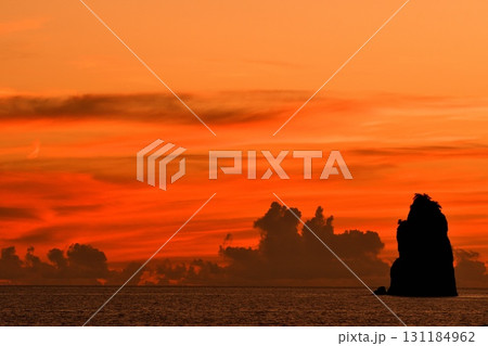 五島灘、角力灘、大角力の夕景 五島灘、角力灘、大角力の夕景 131184962