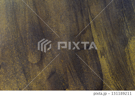 黄色と黒色の背景 黄色と黒色の背景 131189211