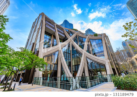 東京 港区の都市風景  麻布台ヒルズ (ガーデンプラザ) 東京 港区の都市風景  麻布台ヒルズ (ガーデンプラザ) 131189479