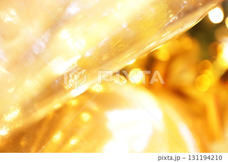 キラキラゴールドのクリスマスの背景写真素材 キラキラゴールドのクリスマスの背景写真素材 131194210