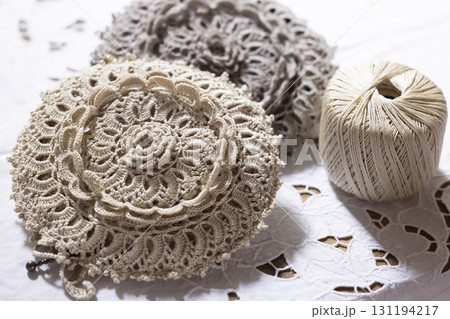 レース編みで作った可愛いポーチ 131194217