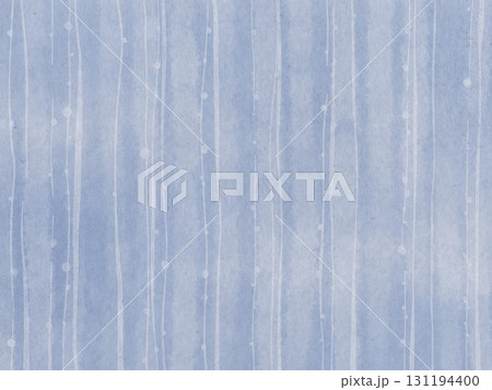 冷たい雨をイメージした淡いブルーの水彩背景イラスト 冷たい雨をイメージした淡いブルーの水彩背景イラスト 131194400