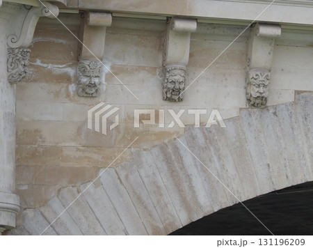 パリ観光 131196209