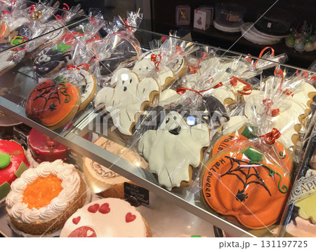 cakes decorated in style of Halloween cakes decorated in style of Halloween 131197725