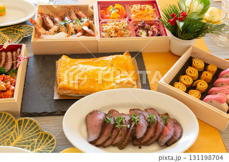 手作り洋風おせち料理 イタリアンおせち テーブルセッティング 131198704