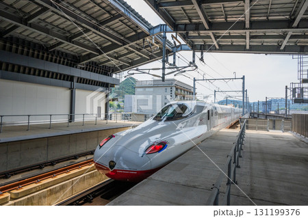 長崎新幹線－西九州を走る高速列車 131199376