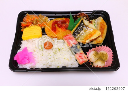 幕の内弁当 131202407