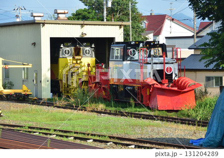 JR北海道釧網本線清里町駅、止別駅間の風景(2023年夏) JR北海道釧網本線清里町駅、止別駅間の風景(2023年夏) 131204289