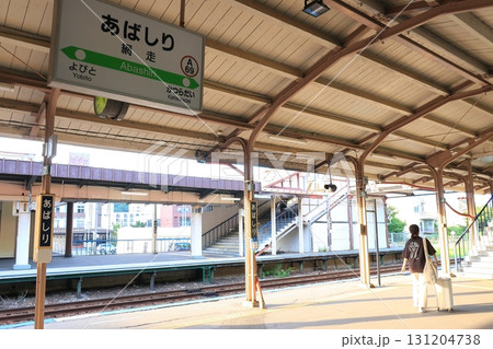 JR北海道釧網本線藻琴駅、網走駅間の風景(2023年夏) 131204738