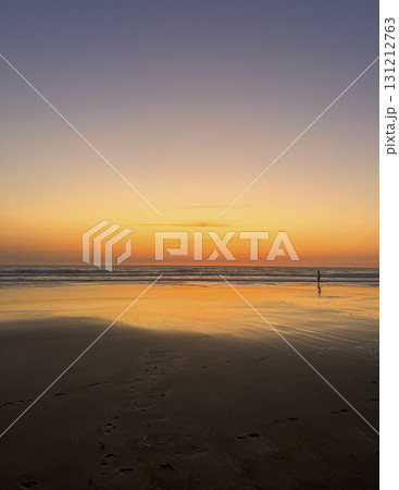 Children enjoying sunset by the beach in Biscarosse 131212763