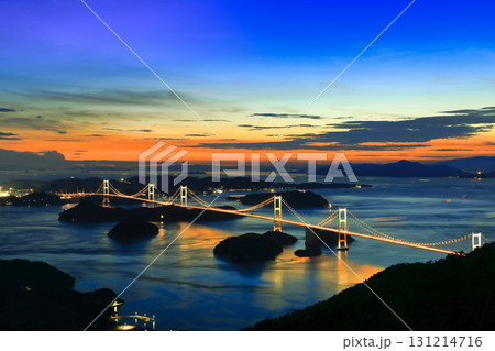 【愛媛県】来島海峡大橋のライトアップ(しまなみ海道) 【愛媛県】来島海峡大橋のライトアップ(しまなみ海道) 131214716
