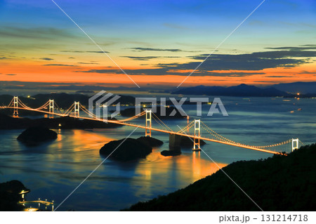 【愛媛県】来島海峡大橋のライトアップ（しまなみ海道） 131214718