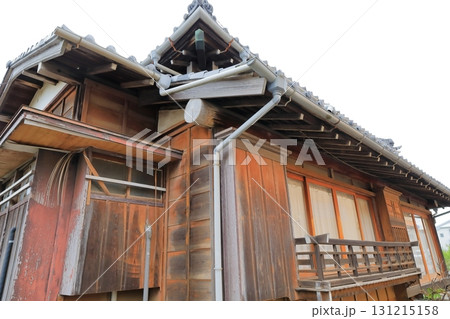 木造の日本家屋　イメージ 131215158