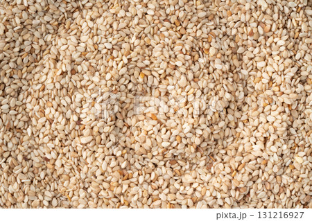 白ごま（生ごま）のクローズアップ 131216927