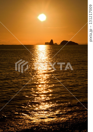 五島灘、角力灘、大角力の夕景 五島灘、角力灘、大角力の夕景 131217009