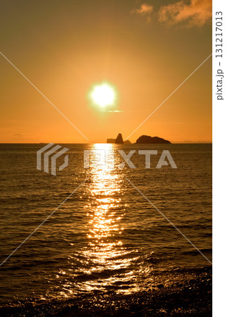 五島灘、角力灘、大角力の夕景 五島灘、角力灘、大角力の夕景 131217013