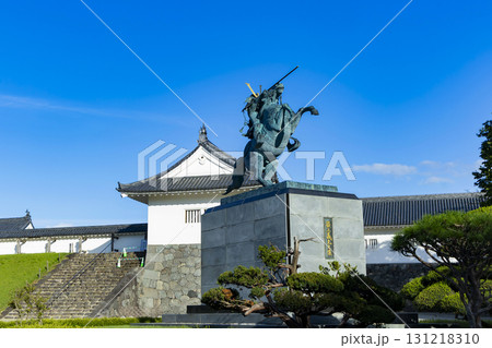 山形市霞城公園と最上義光の騎馬像 山形市霞城公園と最上義光の騎馬像 131218310