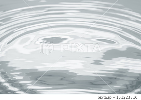 淡い水面模様 131223510