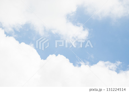 雲の多い空 雲の多い空 131224514