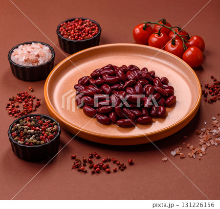 Red beans canned as an ingredient for cooking healthy or vegetarian food. Canned beans Red beans canned as an ingredient for cooking healthy or vegetarian food. Canned beans 131226156