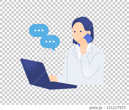 スマートフォンとPCでオンライン会議（MTG）をする建設会社の女性スタッフ 131227973