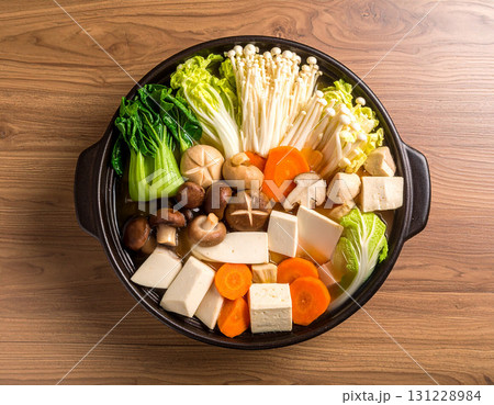 彩り豊かな野菜と豆腐のヘルシー寄せ鍋 131228984
