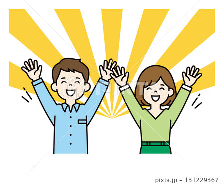 集中線と、大喜びで万歳をする若い男性と女性の上半身ベクターイラスト素材＿カラー 131229367