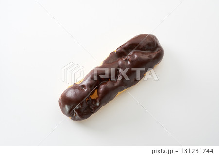 エクレール・オ・ショコラ フランス菓子のイメージ エクレール・オ・ショコラ フランス菓子のイメージ 131231744