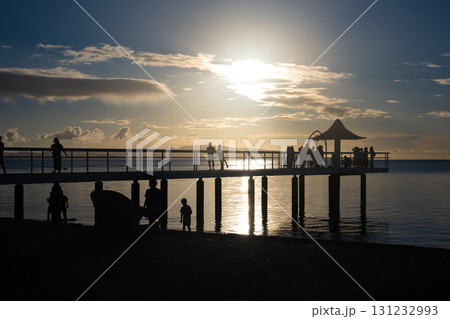石垣島　フサキビーチの夕日 131232993